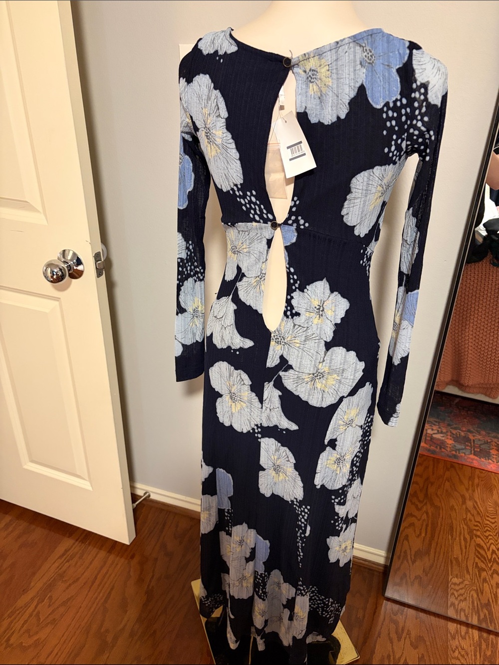 NWT Free People š©µš Calla Floral Long Sleeve Knit Midi Dress - Picture 9 of 10